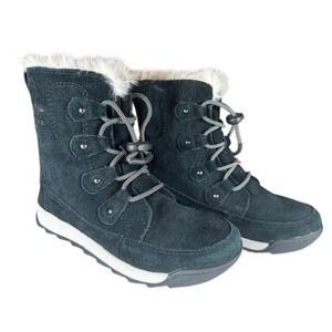 NWOT‎ Sorel Women's Black Suede Waterproof Winter Boots with Fur Trim - size 3
